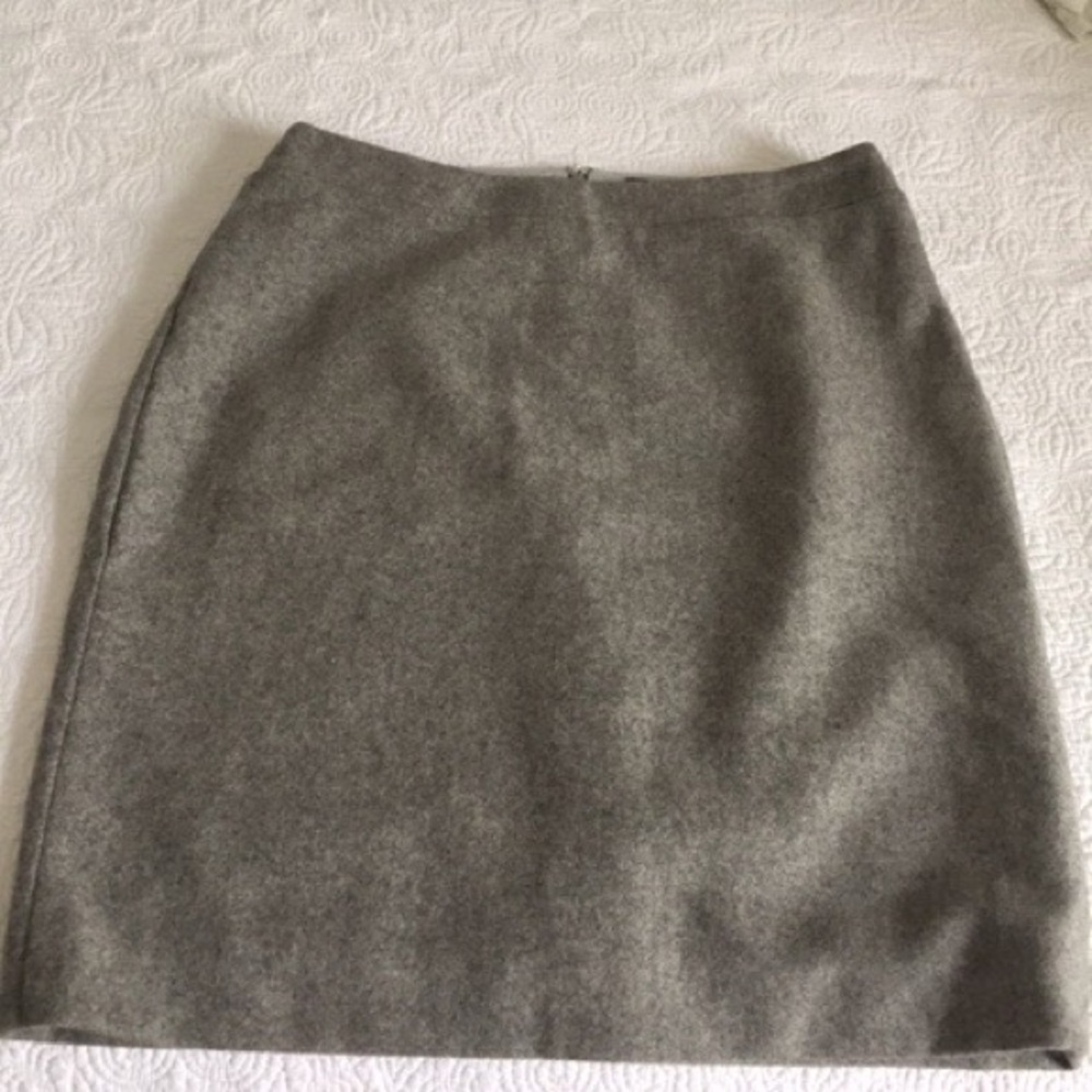 NWOT J Crew grey wool Pencil Skirt Size 8